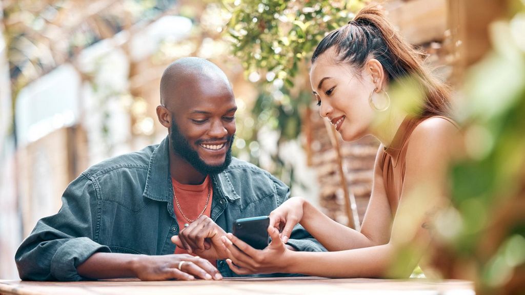 Sofia Date Through the User's Lens: A Trip of Seamless Communications