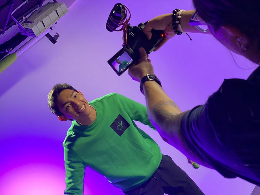 The Komanche Formula: Exactly How Online Casino Streams Improved Squid Craft Success